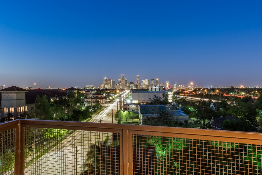 5755 Hermann Park 5755 Almeda Rd Houston TX 77004 Apartment Finder