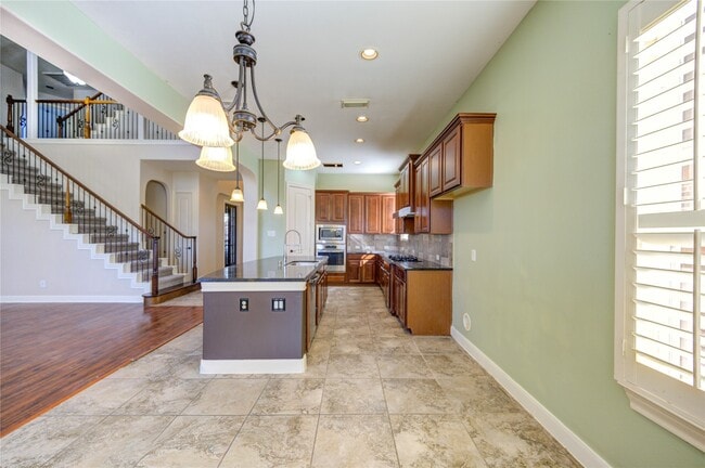 Building Photo - 9230 Hernshead Ln