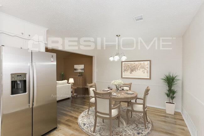 Building Photo - 1300 Prelude Dr