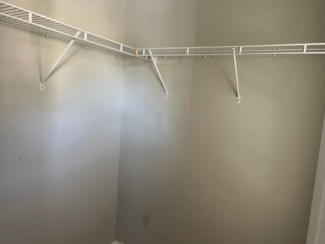 Building Photo - 155 Point Comfort Ln