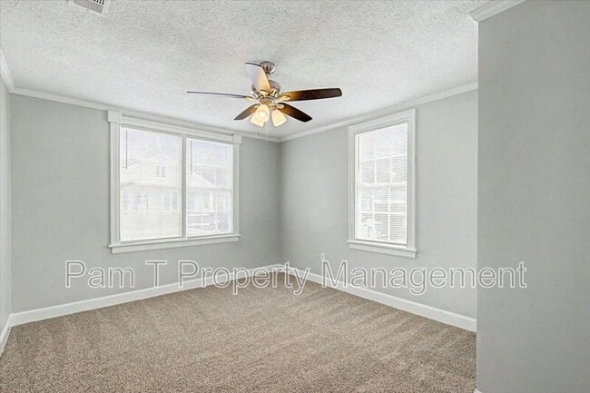 Building Photo - 633 W 35th St