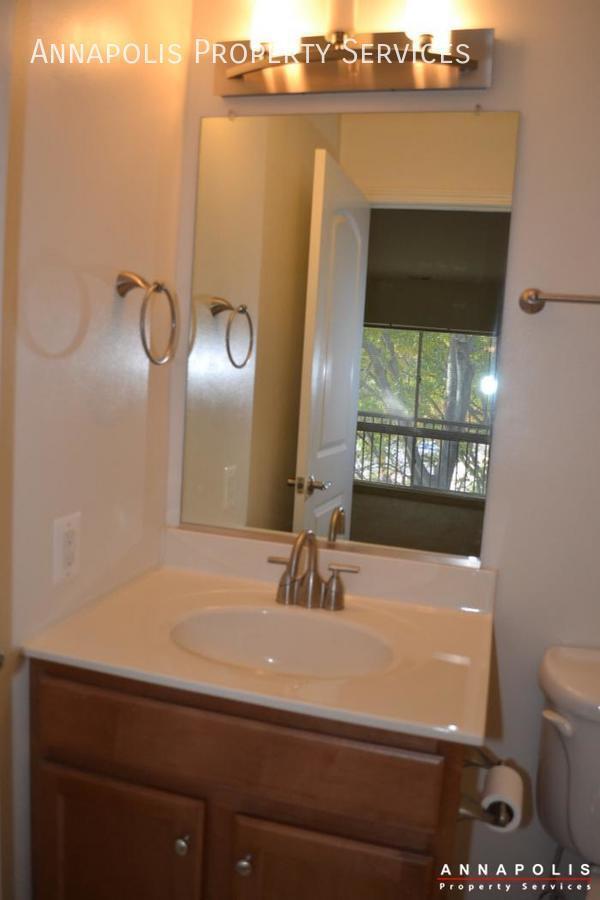 Building Photo - 1227 gemini drive #k