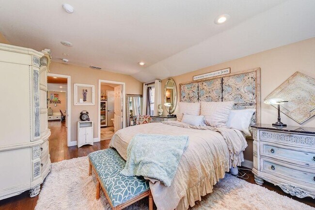 Building Photo - 3318 20th St