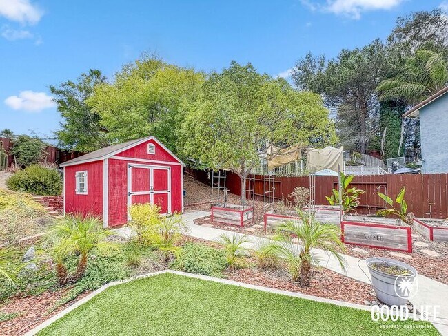 Building Photo - 2104 N Mammoth Pl