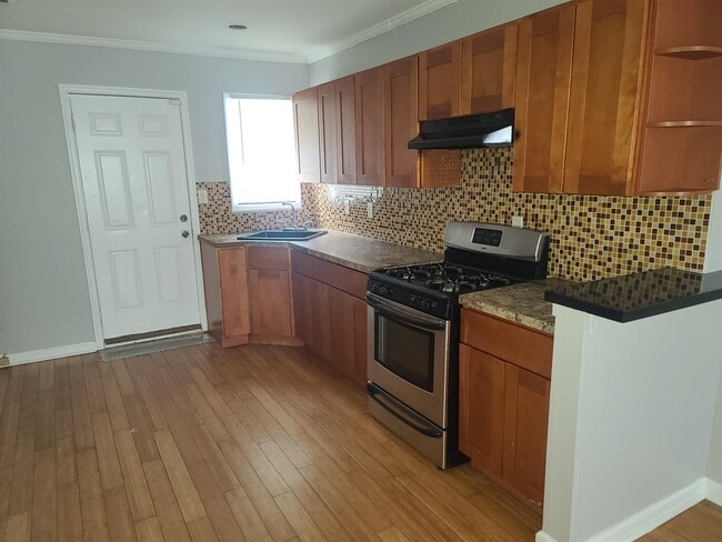 Building Photo - 3025 N Judson St