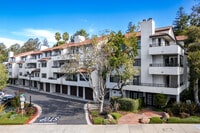 Building Photo - Vista Del Playa