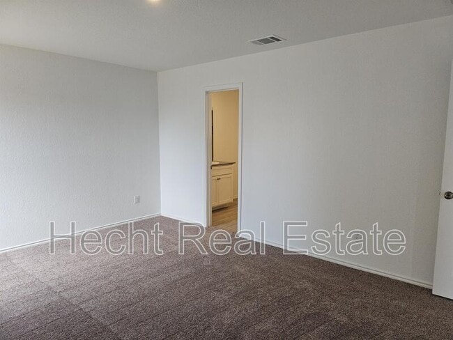 Building Photo - 1658 Lilyturf Rd