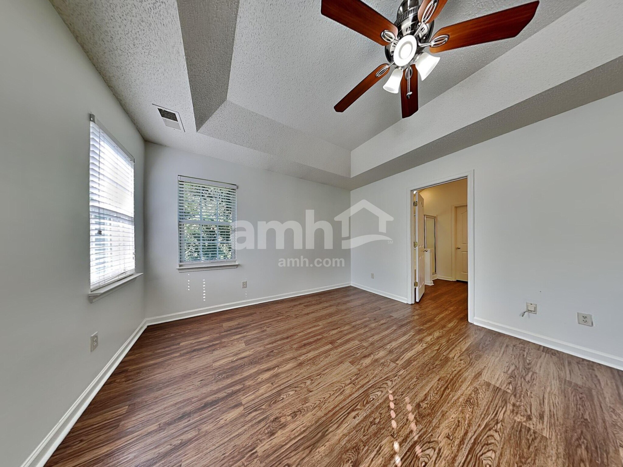 Building Photo - 3814 Sipes Ln