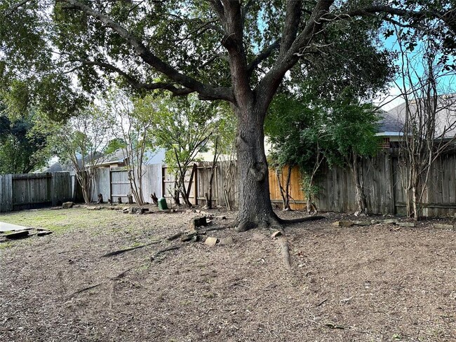 Building Photo - 19219 Poplar Trails Ln