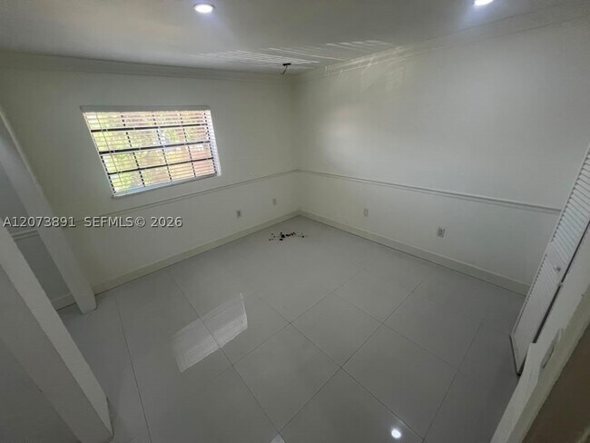 Building Photo - 15410 SW 74th Cir Ct