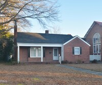 Building Photo - 527 S 3rd St