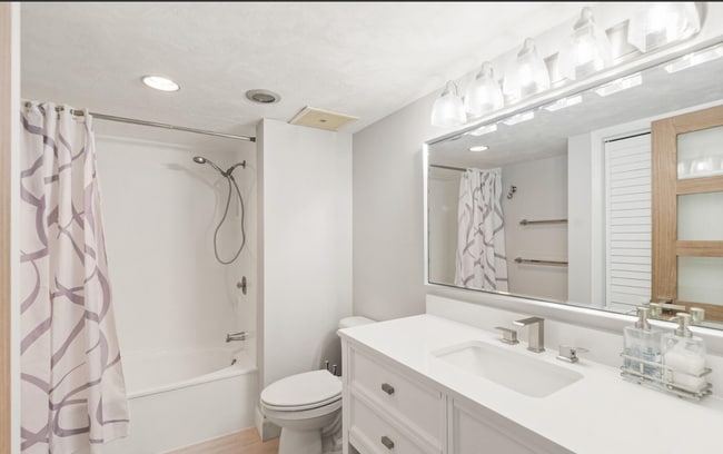 Building Photo - 3003 S Atlantic Ave