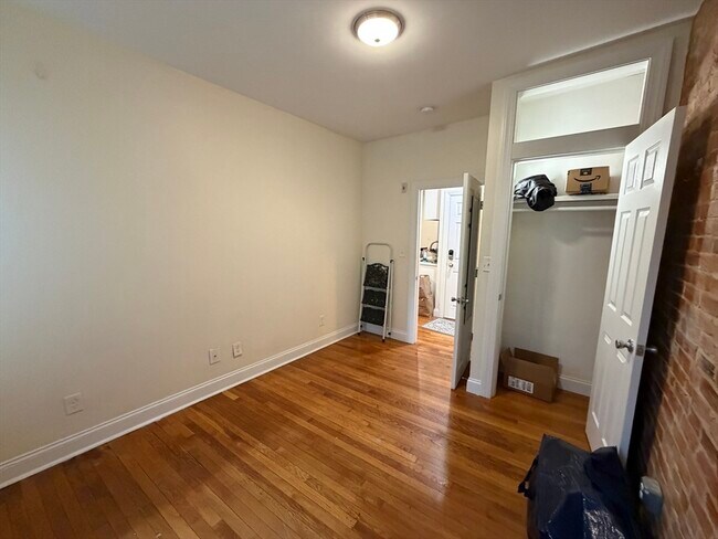 Building Photo - 830 Huntington Ave