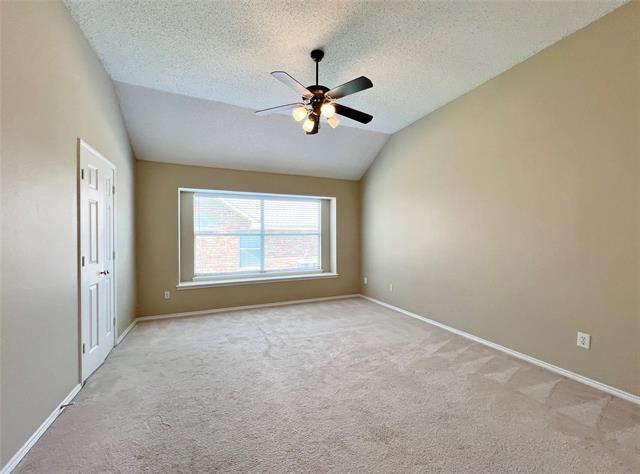 Building Photo - 7700 Glenoaks Dr