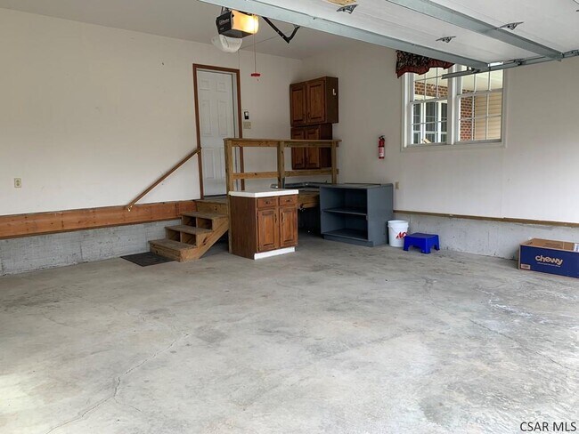 Building Photo - 133 Anderson Ln