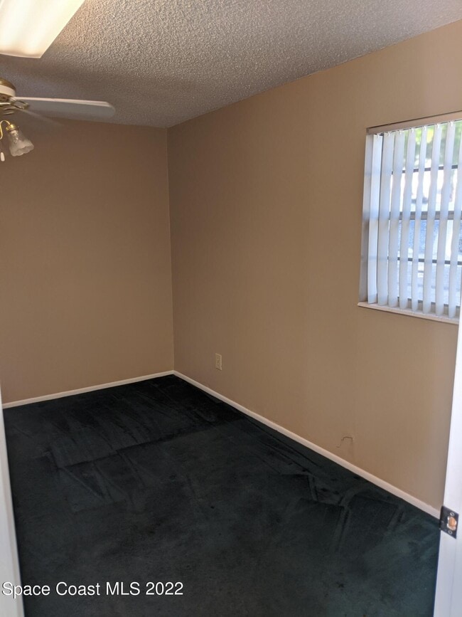 Building Photo - 108 Barton Ave