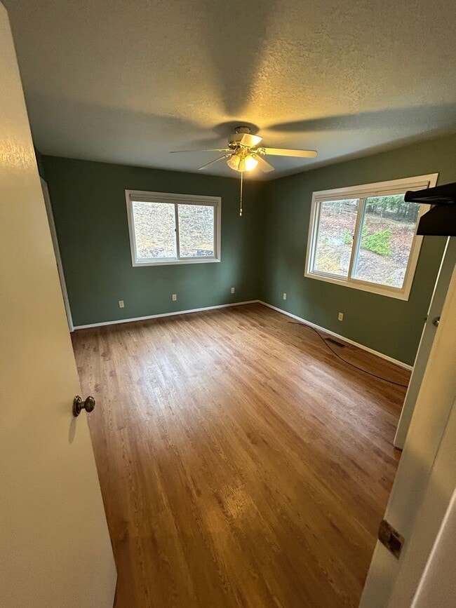 Building Photo - 180 Kookoosint Trail