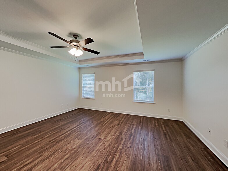 Building Photo - 12026 Riley Nicholes Wy