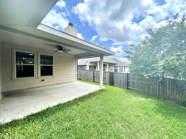 Building Photo - 4235 Fairmeadow Dr