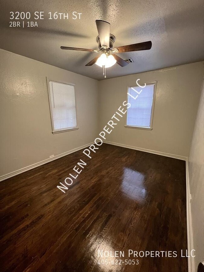 Building Photo - 3200 SE 16th St