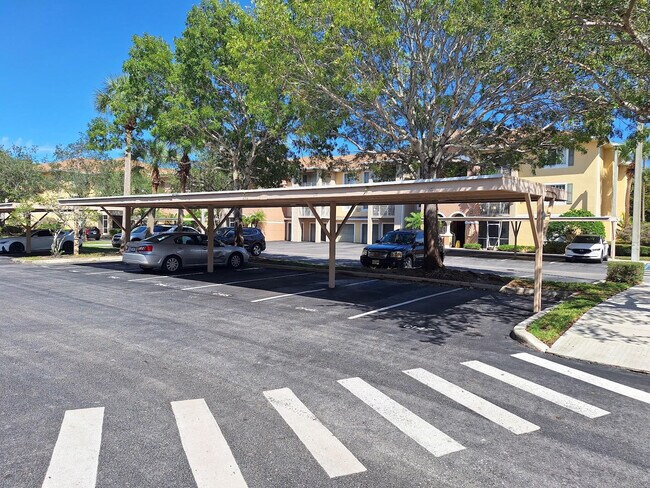 Building Photo - 6565 Emerald Dunes Dr