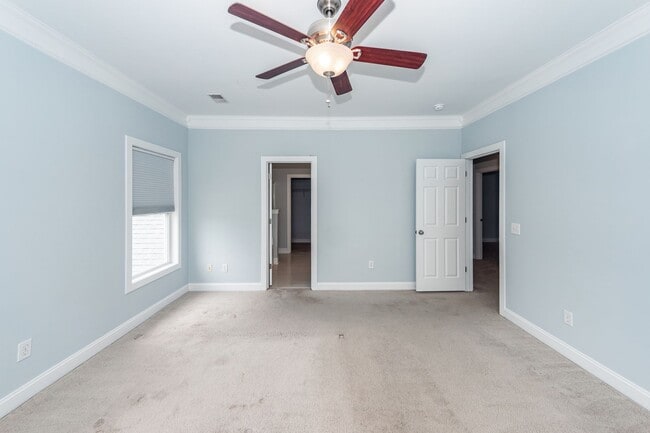 Building Photo - 4 Bedroom, 2.5 Bathroom Home in Reminisce ...