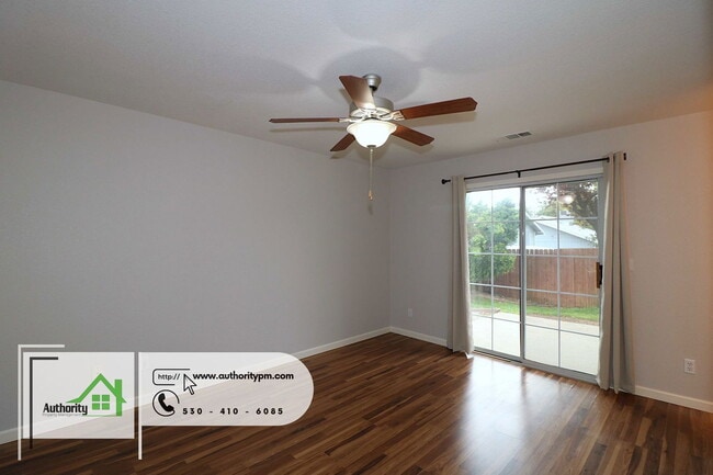 Building Photo - 1883 Yahi Ln