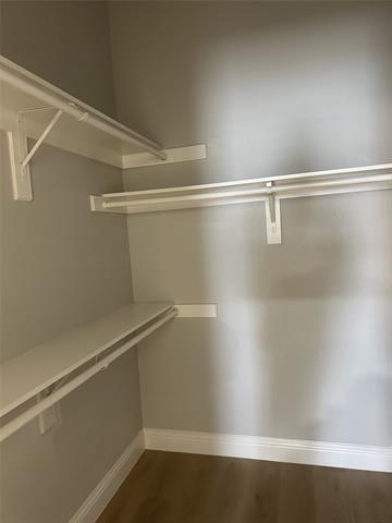 Building Photo - 3160 Delaford Dr