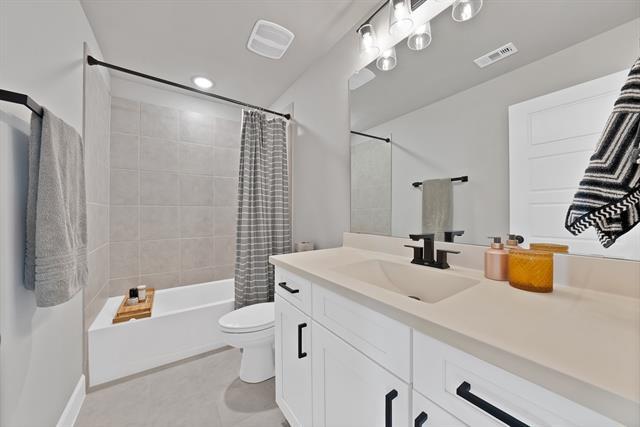 Building Photo - 7401 Winterbloom Wy