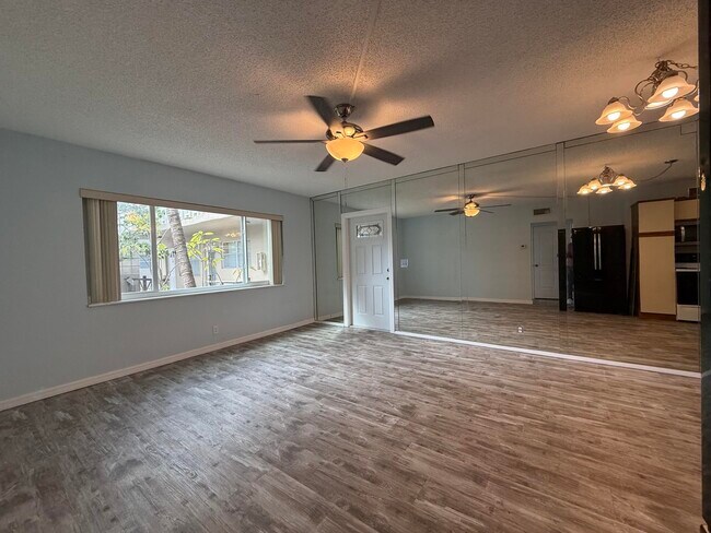 Building Photo - 500 SW 15th St