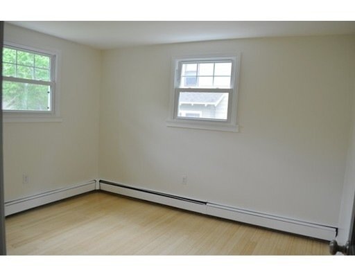 Building Photo - 512-514-514 Gleasondale Rd