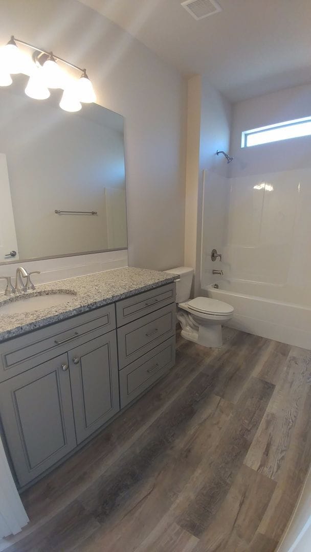 Building Photo - Modern 3 Bed, 2 Bath Pro-Made Rambler in R...