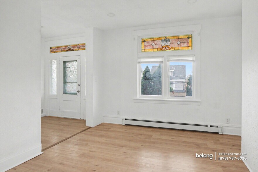 Building Photo - 2309 Valera Ave