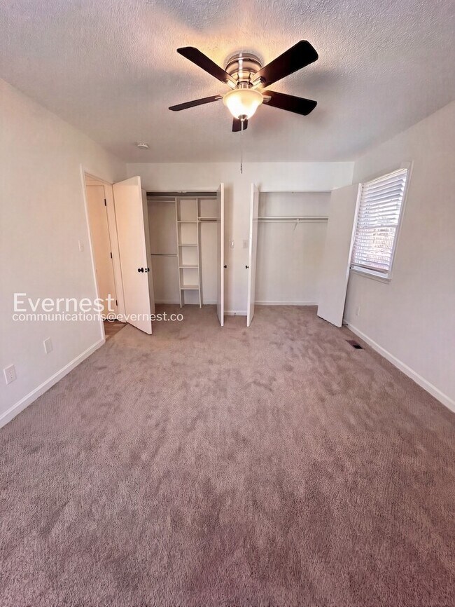 Building Photo - 3101 Amidon Dr