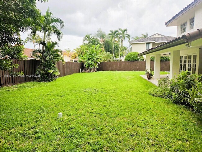 Building Photo - 15591 SW 45th Terrace