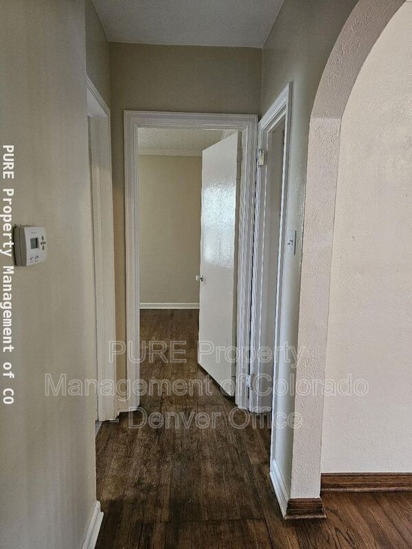 Building Photo - 4001 S Pennsylvania St