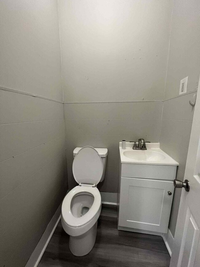 Building Photo - SUMMER SPECIAL: HALF OFF FIRST MONTH RENT!...