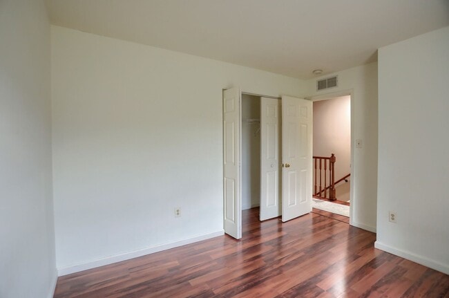 Building Photo - 1284 Hunters Ridge Dr