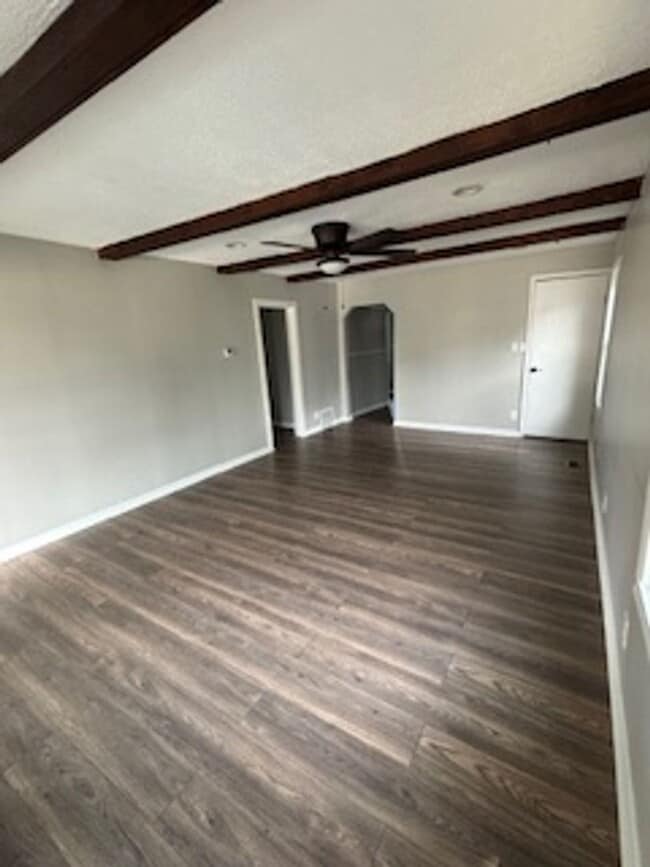 Building Photo - Nice Warren 3 bed 1 bath