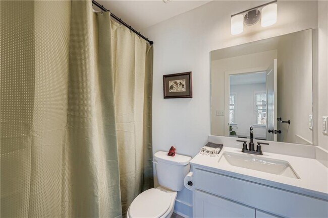 Building Photo - 568 Avondale Pk Cir