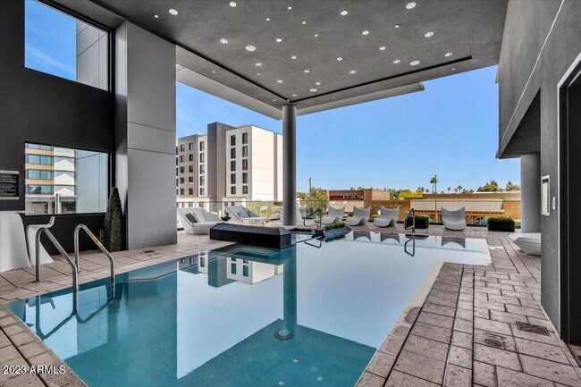 Building Photo - 4422 N 75th St