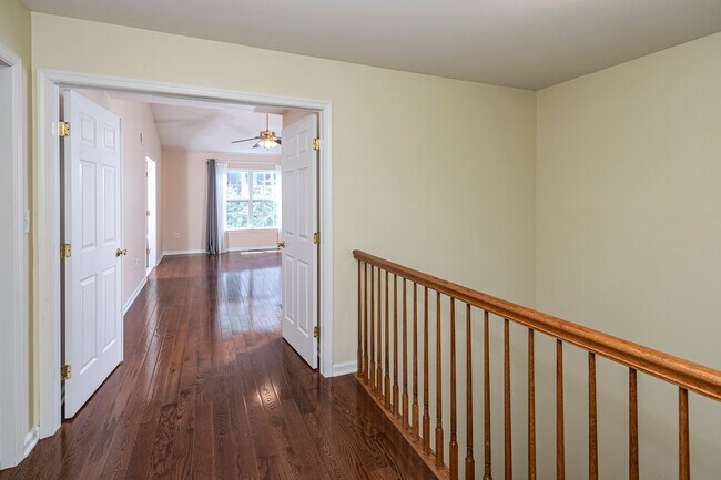 Building Photo - 40 Kennedy Ct