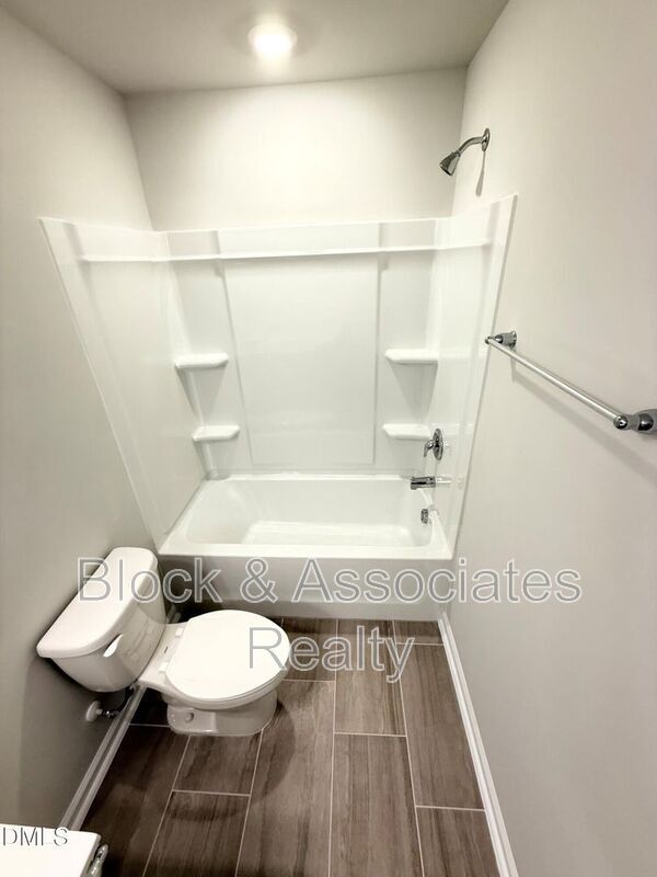 Building Photo - 304 Marmalade Sky Ln