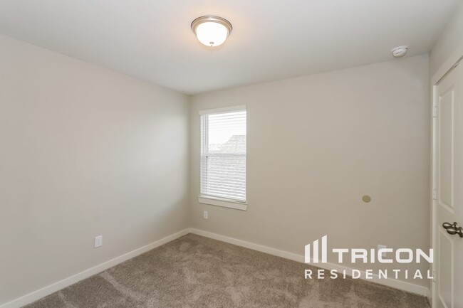 Building Photo - 2318 Bailey Flds Ln