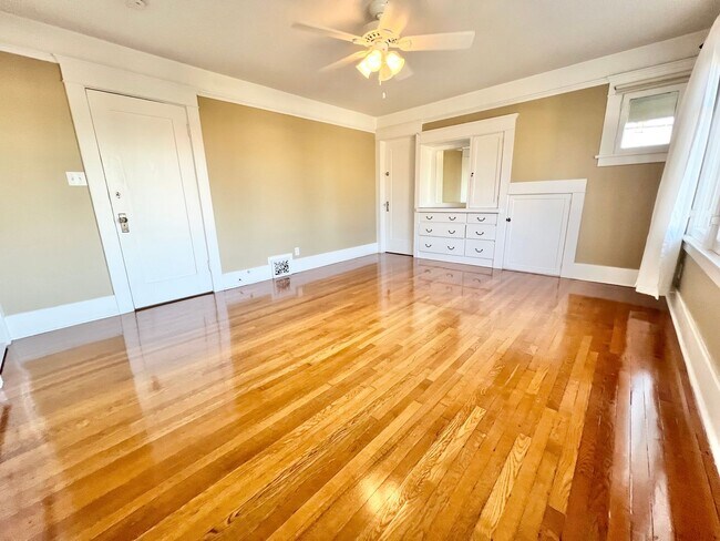 Building Photo - Timeless Two-Story Charm in the Heart of Bluff Park