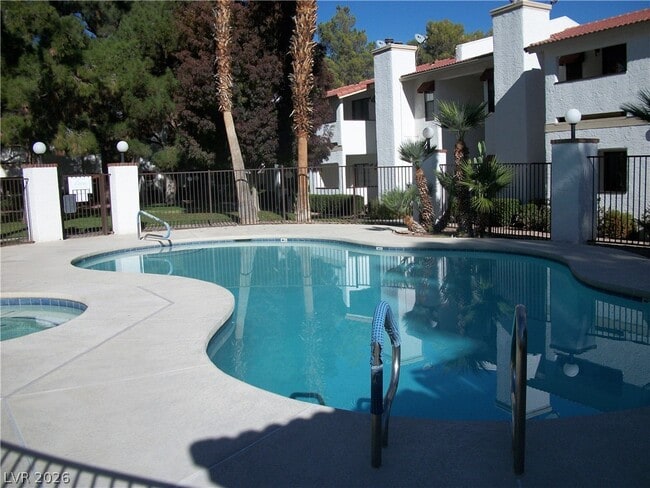 Building Photo - 6673 W Tropicana Ave
