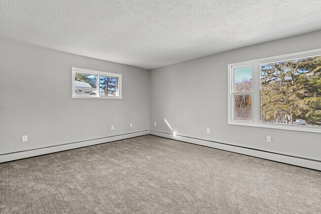 Building Photo - 16601 Eldorado St NW