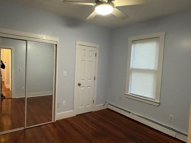 Building Photo - 347 Summer St