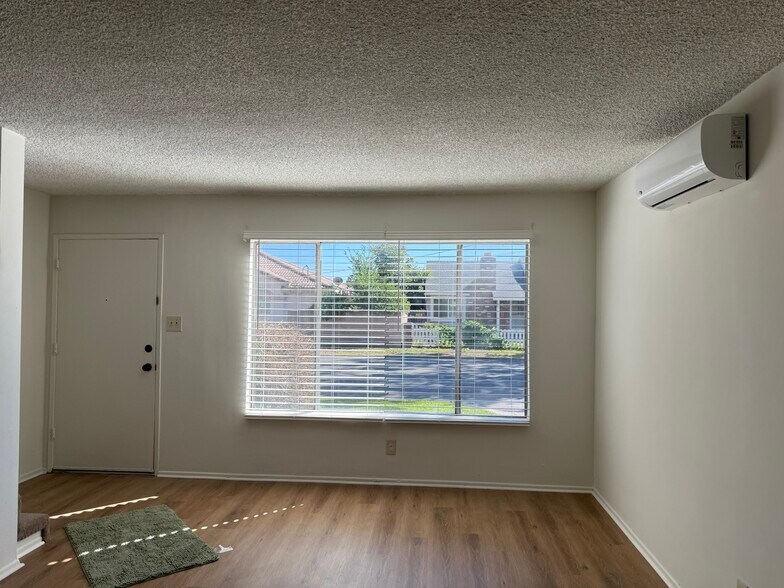 Building Photo - 9665 Workman Ave