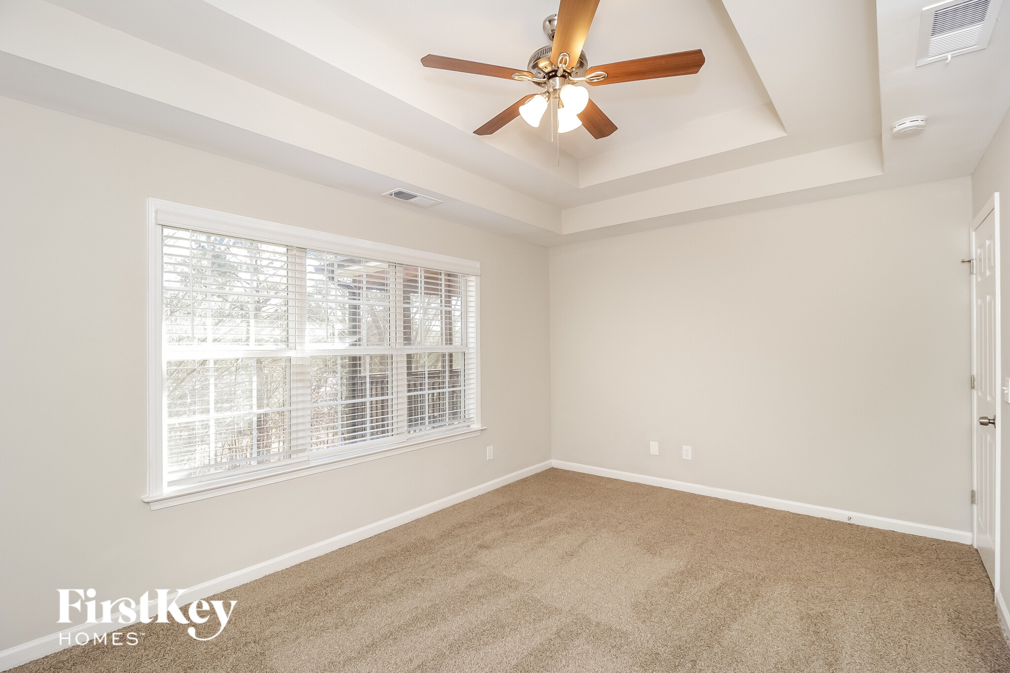 Building Photo - 14 Windcliff Ct SW